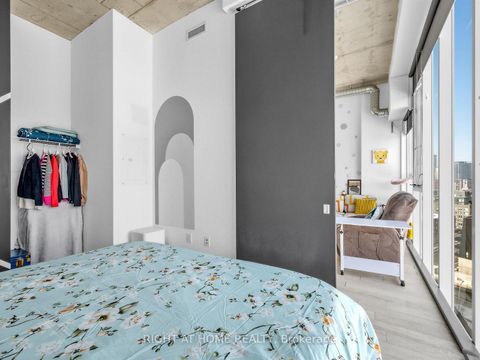 Photo 15 at 1210 - 170 Bayview Avenue, Waterfront Communities C8, Toronto