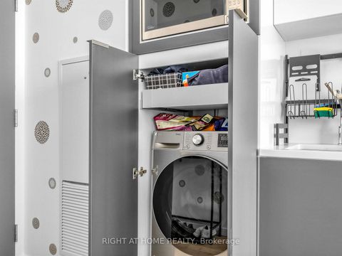 Photo 22 at 1210 - 170 Bayview Avenue, Waterfront Communities C8, Toronto