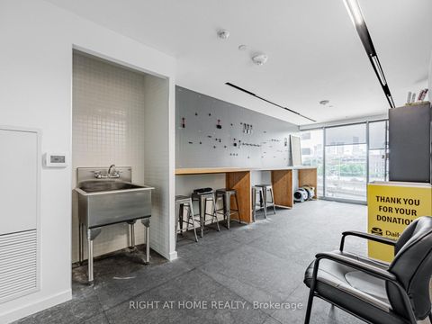 Photo 24 at 1210 - 170 Bayview Avenue, Waterfront Communities C8, Toronto