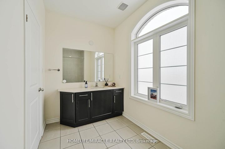 Photo 28 at 42 Truffle Court, Northwest Brampton, Brampton