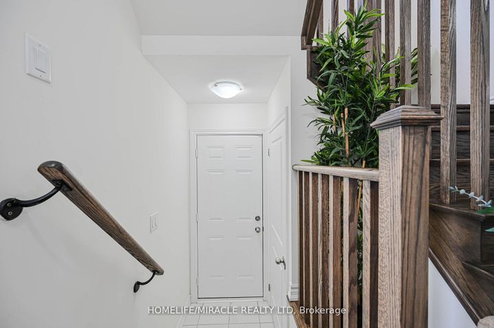 Photo 30 at 42 Truffle Court, Northwest Brampton, Brampton