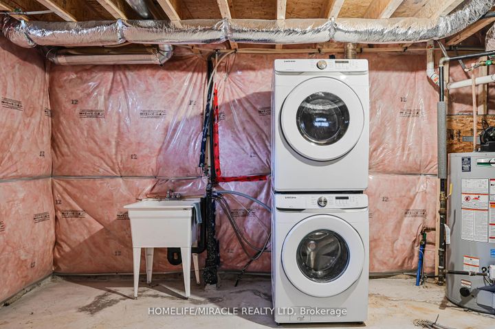 Photo 31 at 42 Truffle Court, Northwest Brampton, Brampton