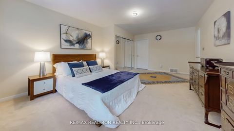 Photo 16 at 6 Centurion Court, Steeles, Toronto