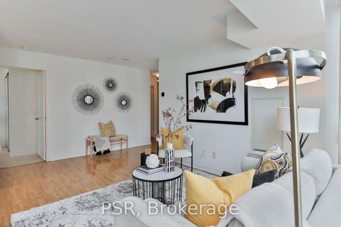 Photo 8 at 1602 - 30 Grand Trunk Crescent, Waterfront Communities C1, Toronto