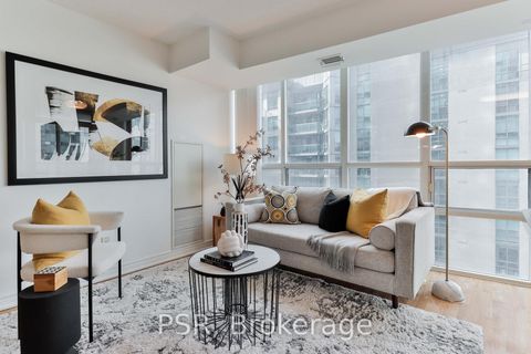 Photo 10 at 1602 - 30 Grand Trunk Crescent, Waterfront Communities C1, Toronto