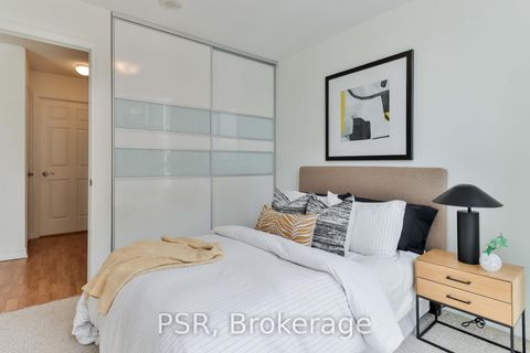 Photo 22 at 1602 - 30 Grand Trunk Crescent, Waterfront Communities C1, Toronto