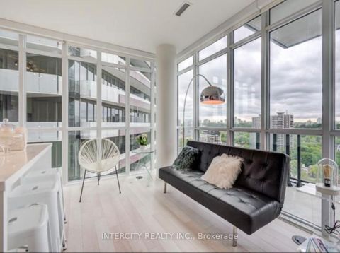 Photo 6 at 1802 - 32 Davenport Road, Annex, Toronto