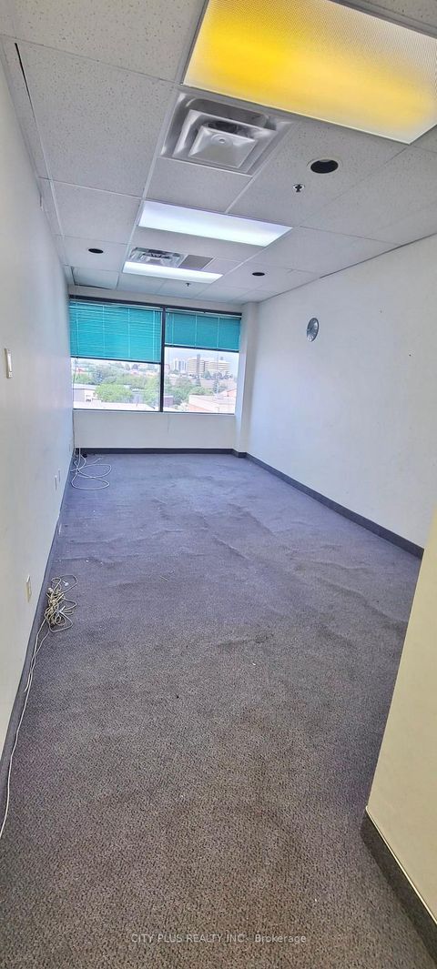 Photo 6 at LPH 11 & 12 - 885 Progress Avenue, Woburn, Toronto