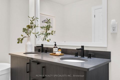 Photo 28 at 71 - 71 Elder Avenue, Long Branch, Toronto