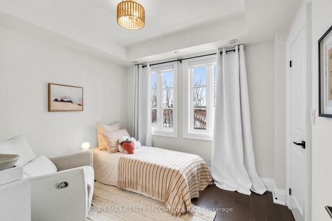 Photo 31 at 71 - 71 Elder Avenue, Long Branch, Toronto