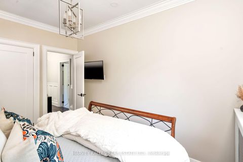 Photo 20 at 39 Standish Avenue, Moore Park, Toronto