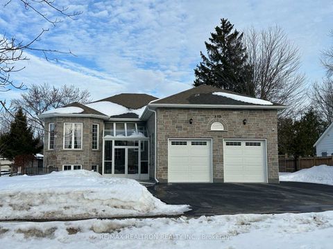 Photo 1 at 815 Churchill Lane, Historic Lakeshore Communities, Georgina