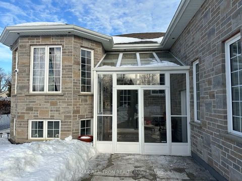 Photo 2 at 815 Churchill Lane, Historic Lakeshore Communities, Georgina