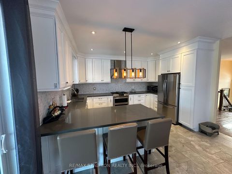 Photo 7 at 815 Churchill Lane, Historic Lakeshore Communities, Georgina