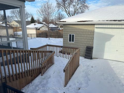 Photo 20 at 815 Churchill Lane, Historic Lakeshore Communities, Georgina