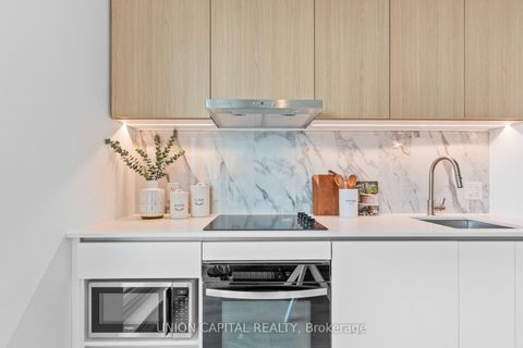 Photo 9 at LPH06 - 1100 Sheppard Avenue W, York University Heights, Toronto