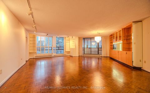 Photo 17 at 201 - 240 Heath Street W, Forest Hill South, Toronto