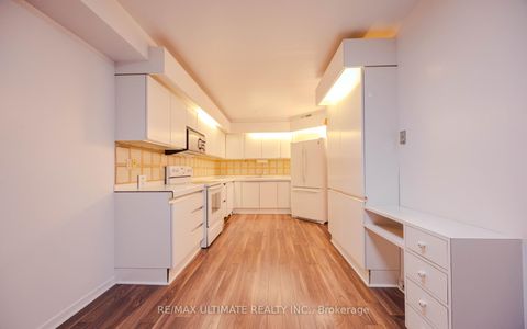 Photo 29 at 201 - 240 Heath Street W, Forest Hill South, Toronto