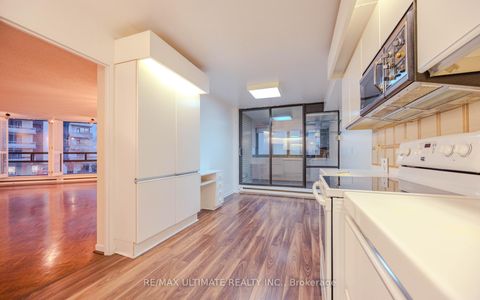 Photo 31 at 201 - 240 Heath Street W, Forest Hill South, Toronto
