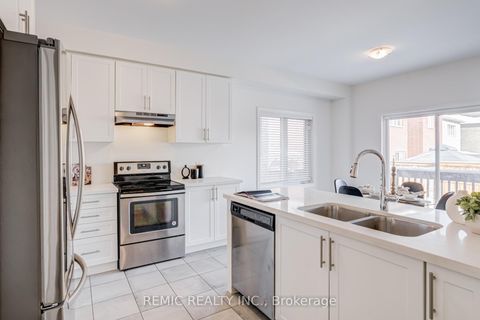 Photo 9 at 163 Crombie Street, Bowmanville, Clarington