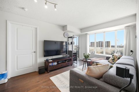 Photo 12 at 926 - 2 Eva Road E, Etobicoke West Mall, Toronto