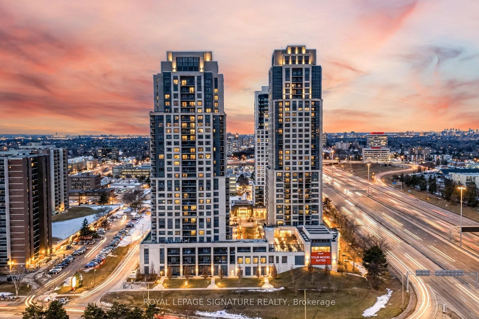 926 - 2 Eva Road E, Etobicoke West Mall, Toronto 