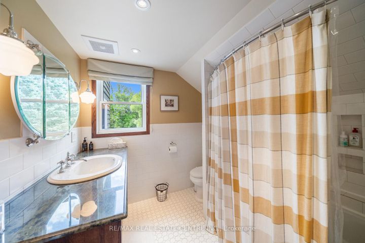 Photo 10 at 7736 Churchville Road, Bram West, Brampton