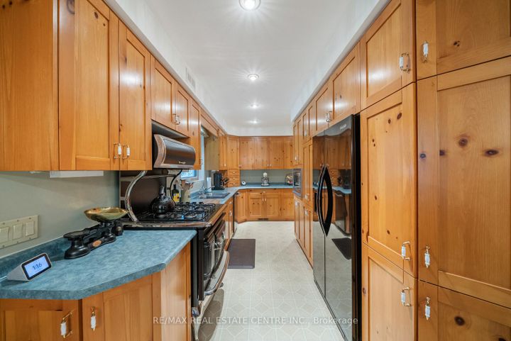 Photo 24 at 7736 Churchville Road, Bram West, Brampton