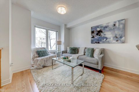Photo 6 at 43 Kawneer Terrace, Dorset Park, Toronto