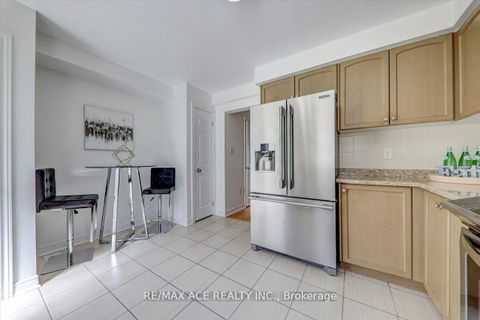 Photo 13 at 43 Kawneer Terrace, Dorset Park, Toronto