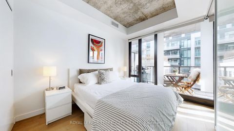 Photo 10 at 1313 - 111 Bathurst Street, Waterfront Communities C1, Toronto