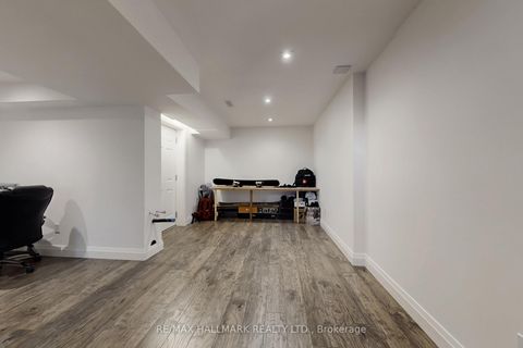 Photo 35 at 1135 Cenotaph Boulevard, Wyndham, Newmarket