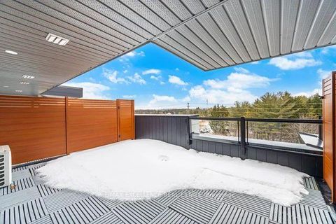 Photo 27 at 214 - 9560 Islington Avenue S, Sonoma Heights, Vaughan