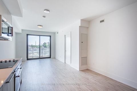 Photo 10 at 19 - 118 Merchants' Wharf, Waterfront Communities C8, Toronto