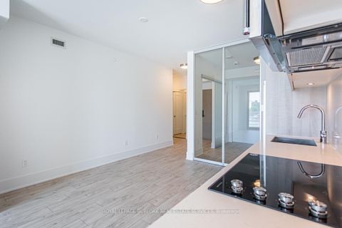 Photo 12 at 19 - 118 Merchants' Wharf, Waterfront Communities C8, Toronto