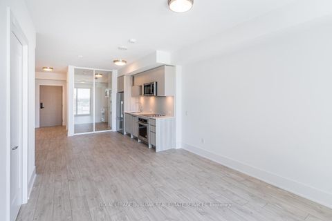 Photo 15 at 19 - 118 Merchants' Wharf, Waterfront Communities C8, Toronto