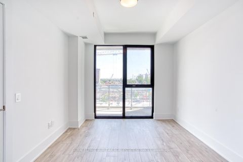 Photo 21 at 19 - 118 Merchants' Wharf, Waterfront Communities C8, Toronto