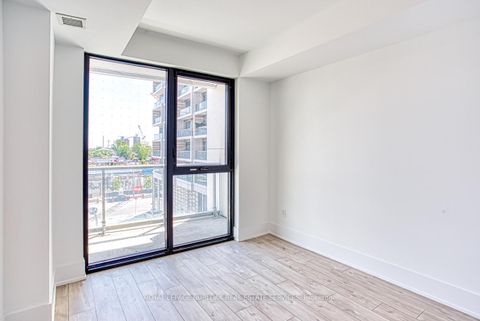 Photo 22 at 19 - 118 Merchants' Wharf, Waterfront Communities C8, Toronto