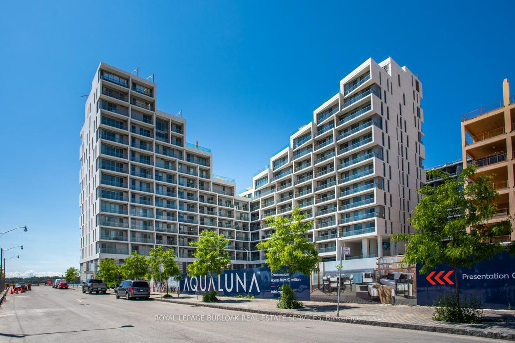 19 - 118 Merchants' Wharf, Waterfront Communities C8, Toronto 