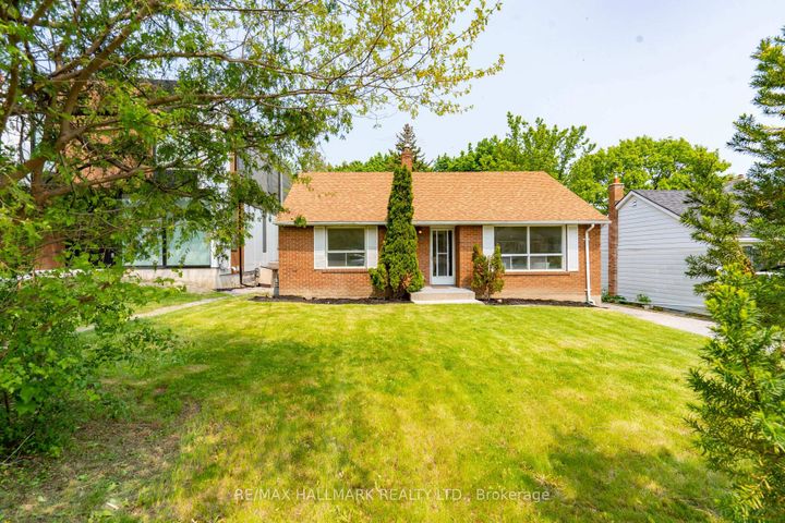 Photo 1 at 104 Highland Park Boulevard, Grandview, Markham