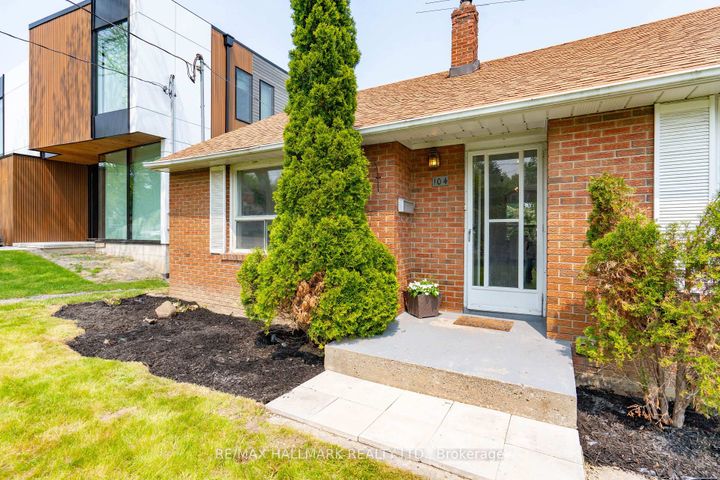 Photo 4 at 104 Highland Park Boulevard, Grandview, Markham
