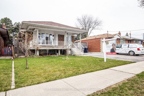 Photo 1 at Main - 70 Moraine Hill Drive, Sullivan, Toronto