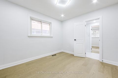 Photo 17 at Main - 70 Moraine Hill Drive, Sullivan, Toronto