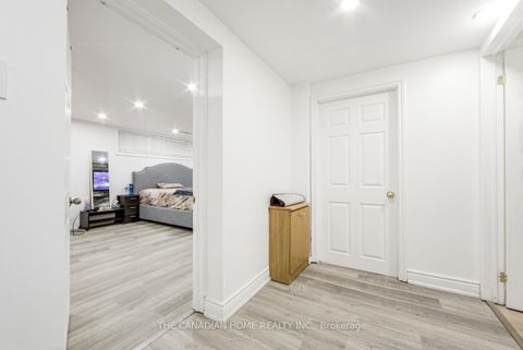 Photo 31 at Main - 70 Moraine Hill Drive, Sullivan, Toronto