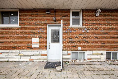 Photo 39 at Main - 70 Moraine Hill Drive, Sullivan, Toronto