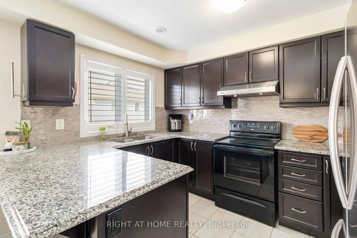 Photo 14 at 40 Stewardship Rd Road E, Northwest Brampton, Brampton