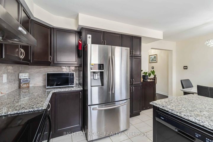 Photo 15 at 40 Stewardship Rd Road E, Northwest Brampton, Brampton