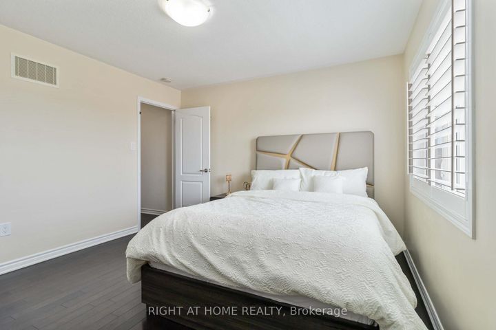 Photo 21 at 40 Stewardship Rd Road E, Northwest Brampton, Brampton