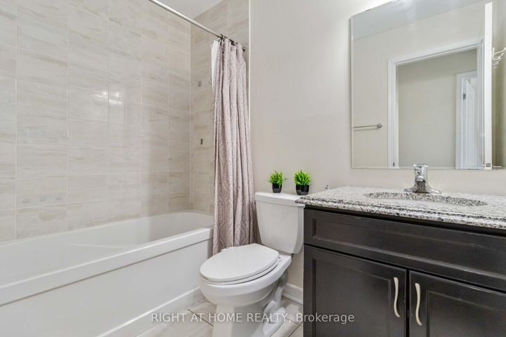 Photo 24 at 40 Stewardship Rd Road E, Northwest Brampton, Brampton