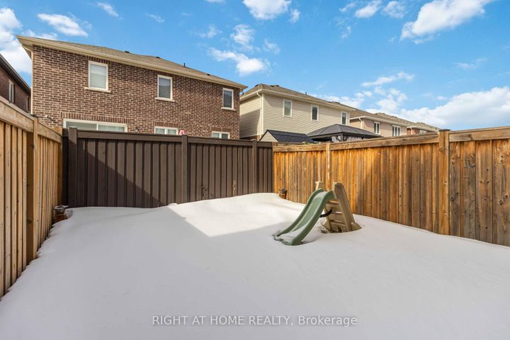 Photo 30 at 40 Stewardship Rd Road E, Northwest Brampton, Brampton